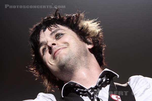 GREEN DAY - 2009-10-04 - PARIS - Bercy - 